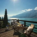 Meraviglia - Private With Garden, Pool And Breathtaking Views * Colico