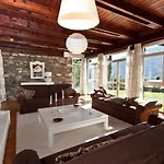 Meraviglia - Private With Garden, Pool And Breathtaking Views Villa Colico