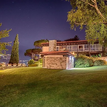 Villa Meraviglia - Private With Garden, Pool And Breathtaking Views