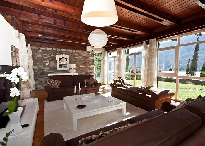 Meraviglia - Private With Garden, Pool And Breathtaking Views Villa Colico
