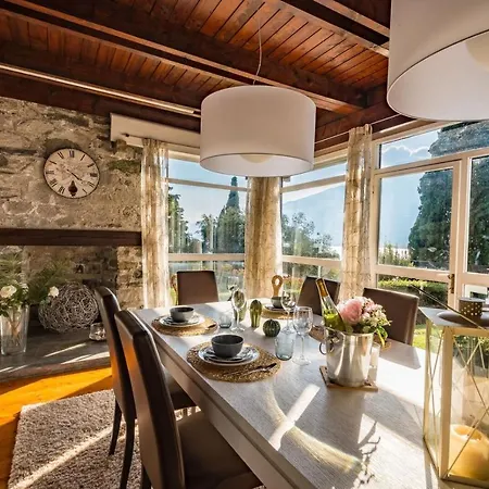 Villa Meraviglia - Private With Garden, Pool And Breathtaking Views