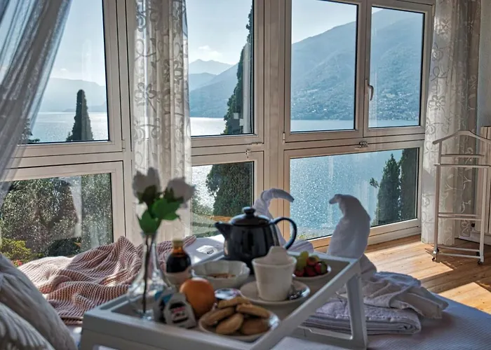 Meraviglia - Private With Garden, Pool And Breathtaking Views * Colico
